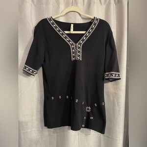 Tesori Black blouse White Patterned Trim and jewels size medium